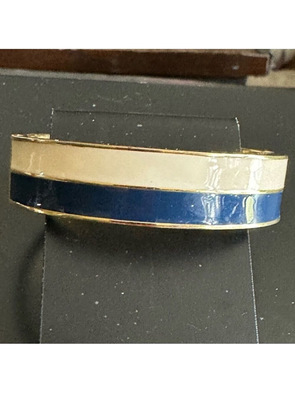 J. Crew Gold Tone Dark Blue and Cream Enamel Hinged Bangle Bracelet 0333